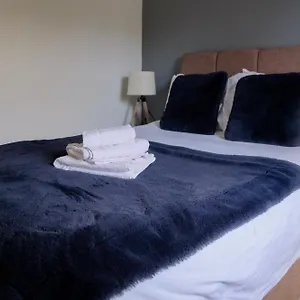 Spacious Georgian 3Bedroom Apartment- 10 Minute Walk To The River Avon, Roman Baths And Bath Abbey Bath